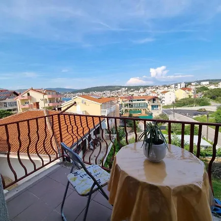 Slavica Guest house *