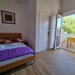Pensionat Slavica 3*