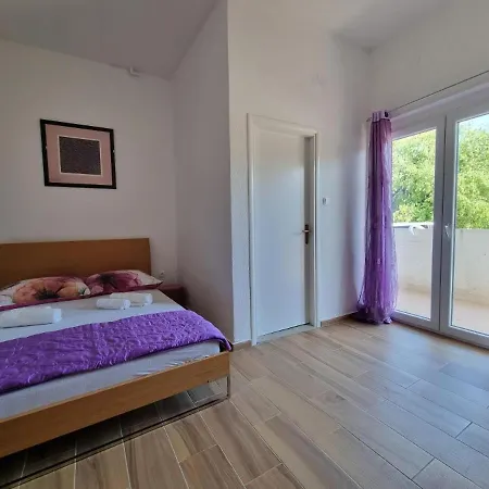 Slavica 3* Okrug Gornji